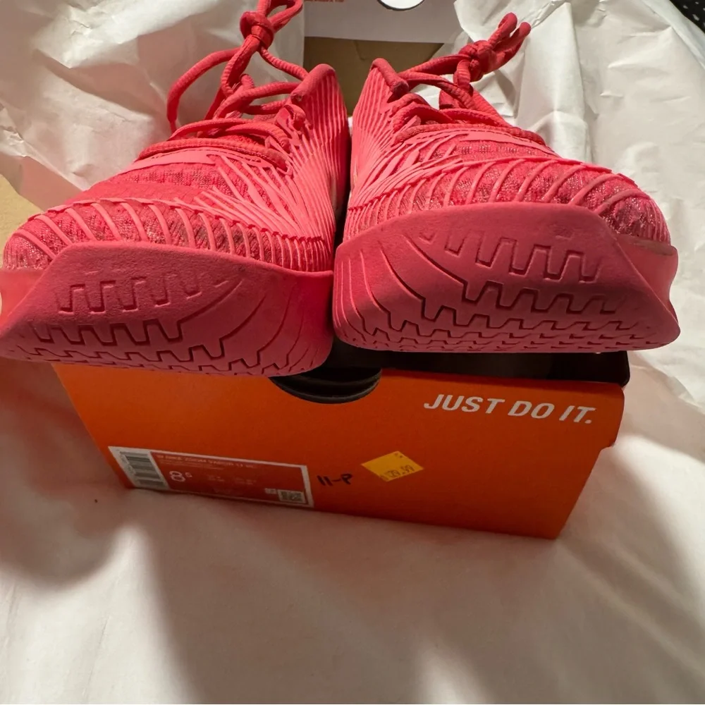 Women’s Nike Zoom Vapor 11 HC Size 9 Tennis Shoes - Picture 2 of 13